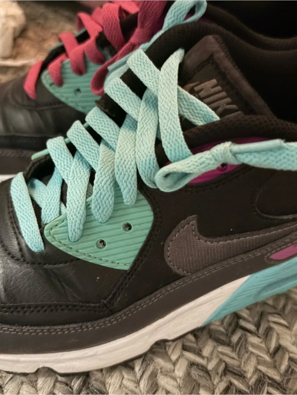 Nike air max 90s size 7 youth Black Sneakers with Pink and Light Blue Laces